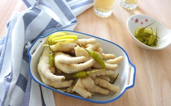 Cách làm chân gà muối đơn giản, hương vị đậm đà lạ miệng, ăn một lần là nhớ mãi-7