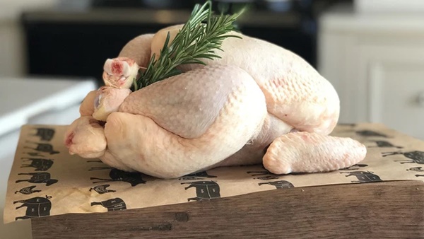 Mổ bụng gà thấy gan lấm tấm hiệu lạ, người dùng Tiktok thi nhau vào phỏng đoán gà bị ung thư gan rồi mắc Covid-19, chuyên gia chỉ ra căn bệnh không ngờ-2