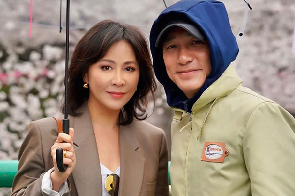 Xôn xao nam thanh niên bị người yêu đá đúng ngày 20/10, vừa khóc vừa hút thuốc hơn 2 tiếng ngoài đường-3