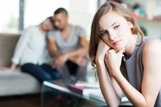 Bi kịch đắng cay của nàng hoa hậu trong cơn ghen trước cửa khách sạn