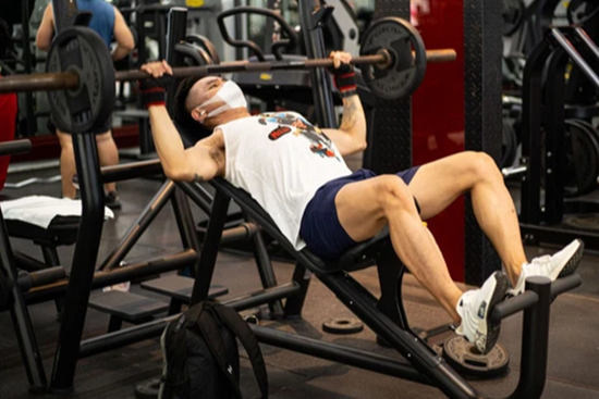 NÓNG: Rạp chiếu phim, phòng gym ở Hà Nội được hoạt động trở lại