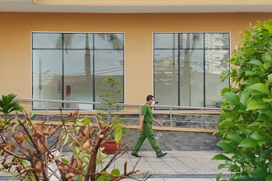 Người đàn ông rơi từ tầng cao chung cư ở TP.HCM