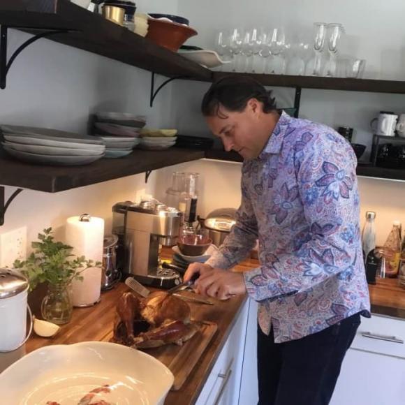 Khám phá không gian sống của Hoa hậu Ngọc Khánh ở trời Tây-6