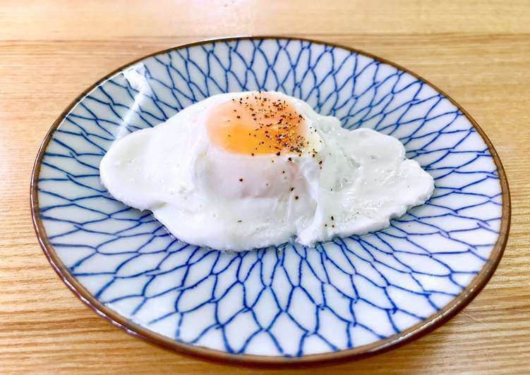 Chần trứng, thật sai lầm khi thả luôn vào nước sôi, thêm động tác này trứng ngon không sủi bọt-3