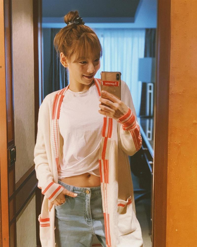 Muôn kiểu diện cardigan xinh yêu như dàn mỹ nhân SNSD-6