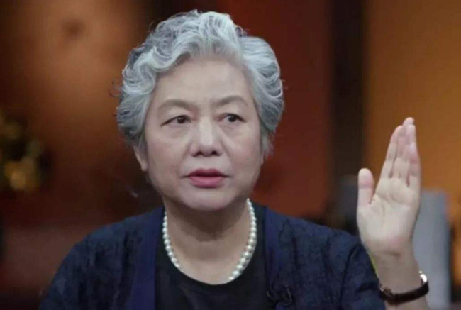 Giáo sư nổi tiếng tuyên bố: Trẻ có 4 hành vi này, bố mẹ buộc phải đánh đòn, bằng không tương lai trẻ rất mịt mù-1