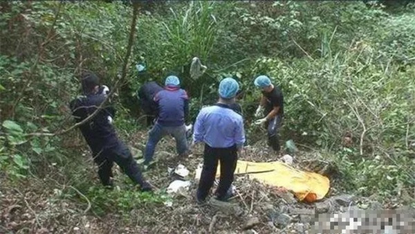 Vợ chết đói vì bị chồng nhốt trong rừng 5 tháng, phản ứng khó hiểu của gia đình nạn nhân đối với con rể gây ức chế-1