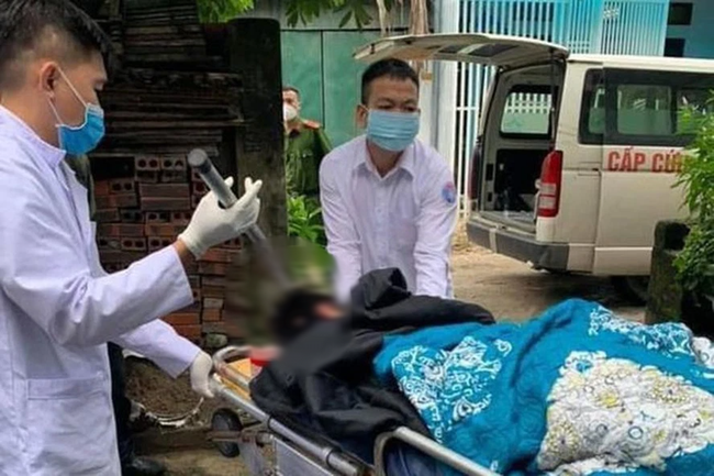 Thông tin bất ngờ vụ người đàn ông bị dao găm vào đầu ở Quảng Ninh-1
