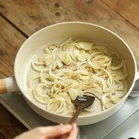 Đổi bữa với món cà ri trứng lạ miệng, đơn giản mà lại ngon!-9