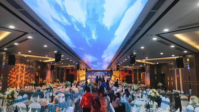Hiện tượng cưới ồ ạt sau dịch: Nỗi niềm của những cặp dâu - rể phải hoãn đến bao nhiêu lần không nhớ nổi và loạt tiết lộ khó tin-8