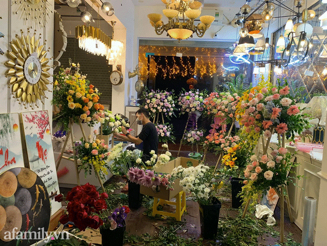 Hiện tượng cưới ồ ạt sau dịch: Nỗi niềm của những cặp dâu - rể phải hoãn đến bao nhiêu lần không nhớ nổi và loạt tiết lộ khó tin-11