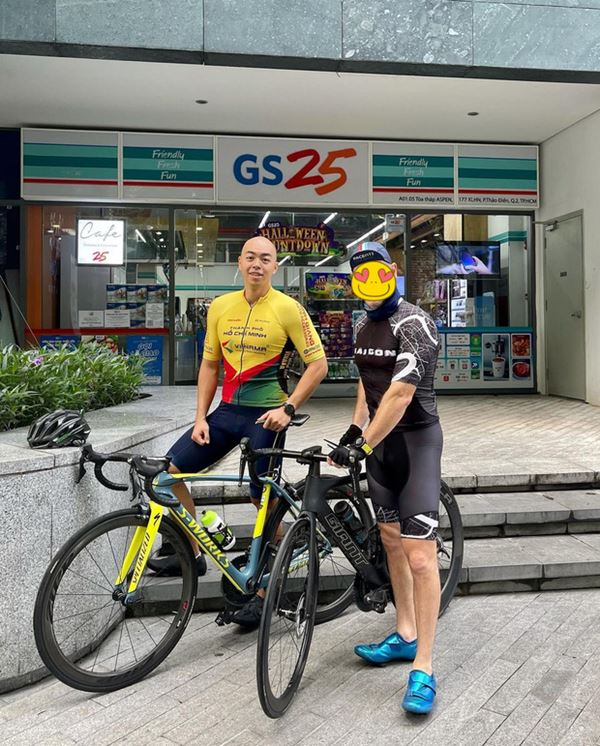 Thiếu gia tập đoàn nghìn tỷ tiếp tục ôm only Pu, lần này để xác nhận không tháp tùng Chi Pu sang Mỹ?-3