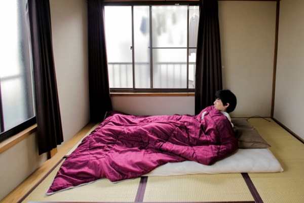 Người Nhật khỏe đẹp, sống thọ hàng đầu thế giới nhờ 1 thói quen khi ngủ mà các nước khác không có, dễ làm nhưng ít người thích-1
