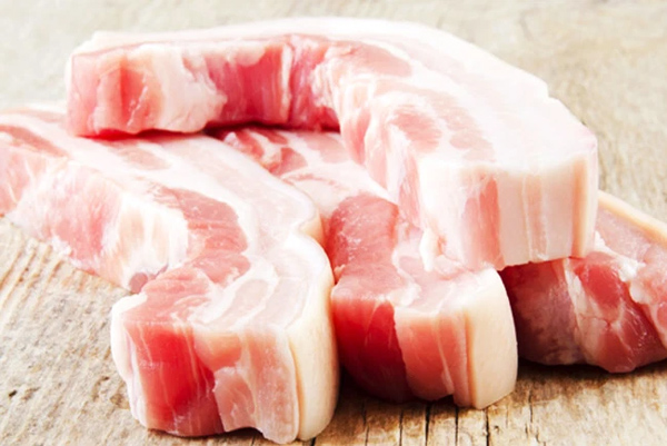 Người tiêu dùng choáng váng khi nhìn thấy thịt lợn chảy dịch trắng như mủ nhưng chuyên gia đưa ra cách giải quyết khiến ai cũng bất ngờ-4