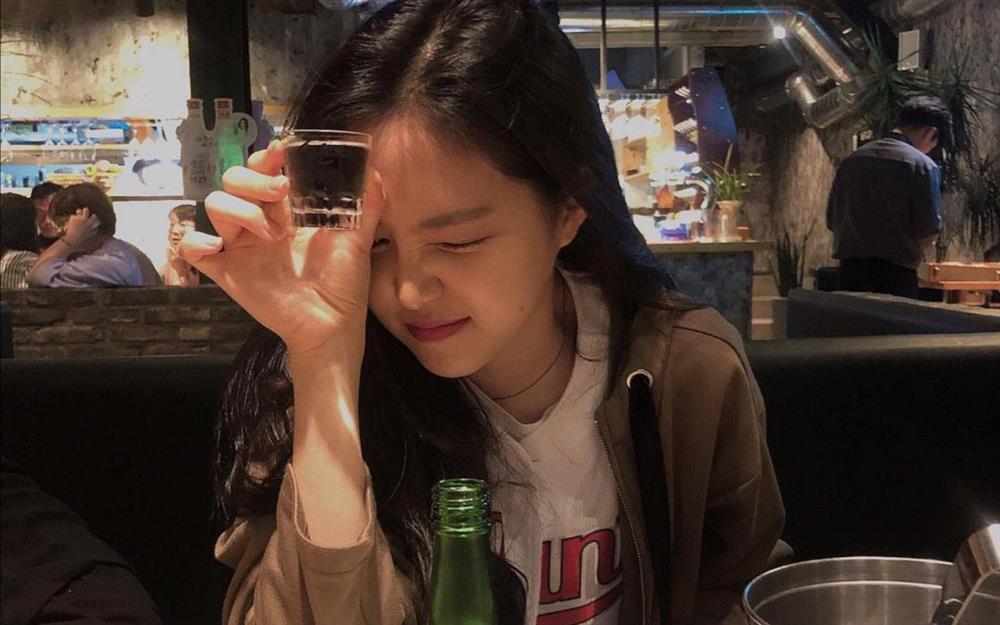 5 thói quen xấu dễ khiến người trẻ mắc các căn bệnh mãn tính của tuổi già, đặc biệt liên quan tới mạch máu não và đột quỵ-1