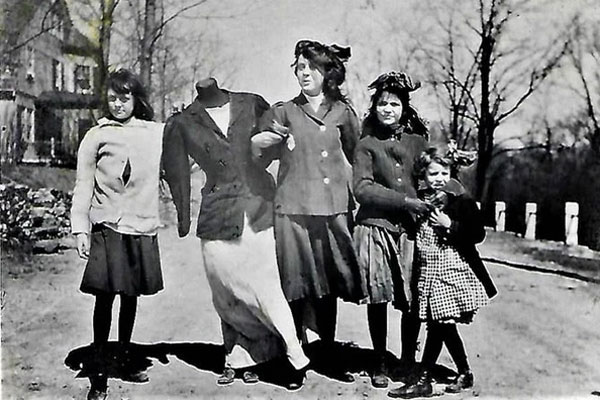 Cách trang trí nhà ngày Halloween độc lạ nhất lại còn dễ làm, không thử thì cực phí!-23