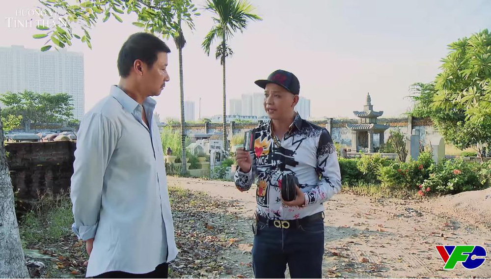 Hương vị tình thân tập 63 phần 2: Chiến chó lột xác khi có 2,5 tỷ, Long nhận tin chấn động-3