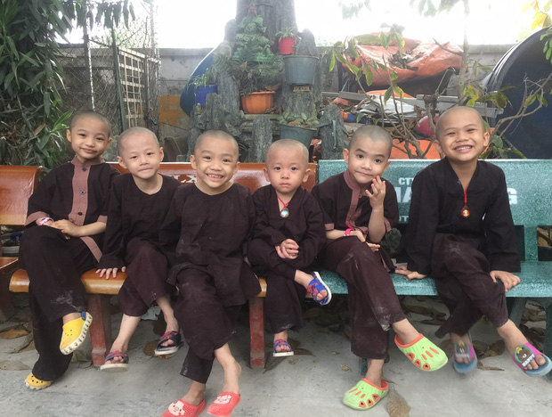5 em bé ở Tịnh thất Bồng Lai nổi tiếng từ Thách Thức Danh Hài giờ ra sao?-2
