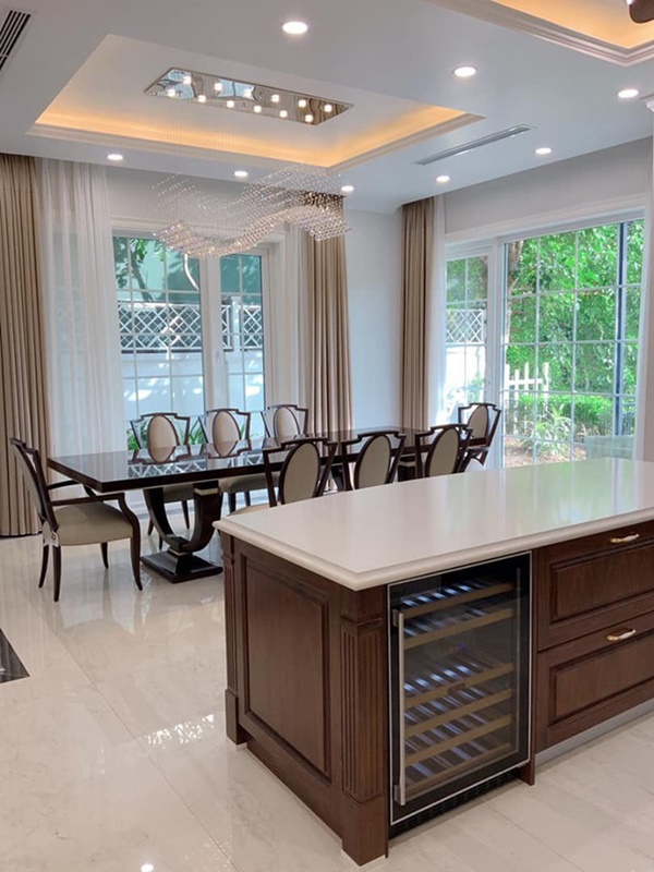 Các chị bán hàng online máu mặt ai cũng giàu: Nhà - xe dăm ba cái, chán biệt thự thì ở chung cư, đồ hiệu chật kín tủ, vi vu sang chảnh suốt ngày-27