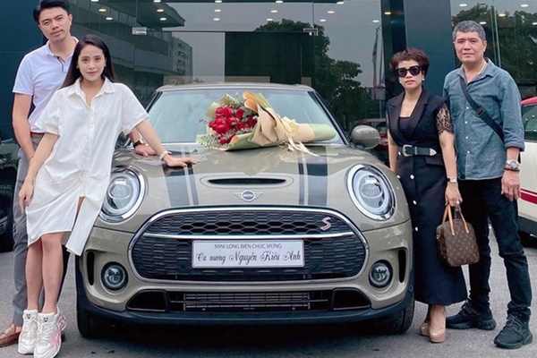 Các chị bán hàng online máu mặt ai cũng giàu: Nhà - xe dăm ba cái, chán biệt thự thì ở chung cư, đồ hiệu chật kín tủ, vi vu sang chảnh suốt ngày-18