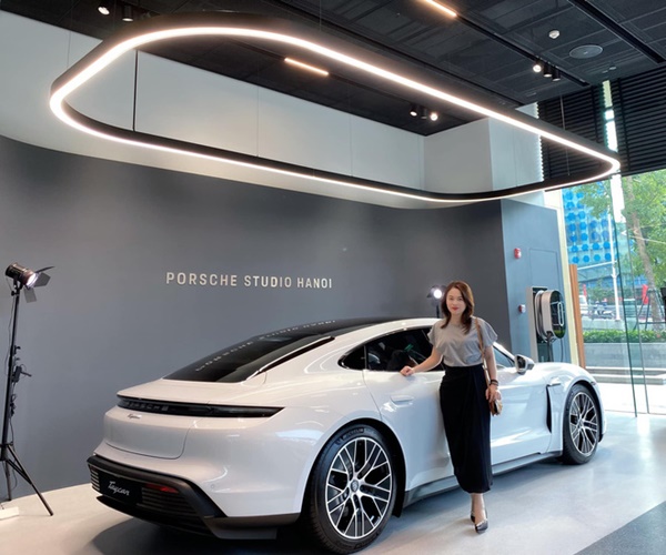 Các chị bán hàng online máu mặt ai cũng giàu: Nhà - xe dăm ba cái, chán biệt thự thì ở chung cư, đồ hiệu chật kín tủ, vi vu sang chảnh suốt ngày-35