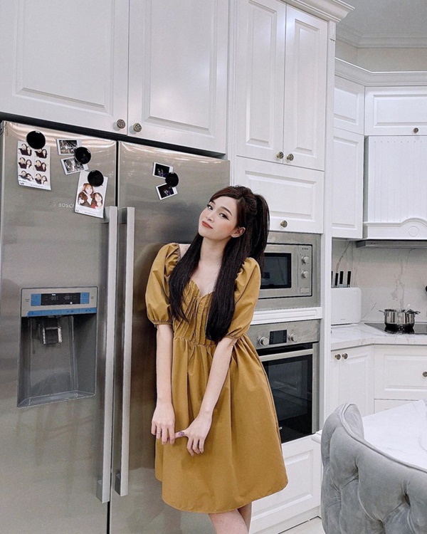 Các chị bán hàng online máu mặt ai cũng giàu: Nhà - xe dăm ba cái, chán biệt thự thì ở chung cư, đồ hiệu chật kín tủ, vi vu sang chảnh suốt ngày-52