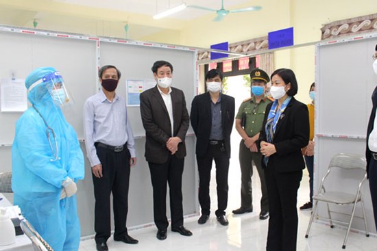 Phòng, chống dịch Covid-19 vẫn phải là nhiệm vụ ưu tiên hàng đầu