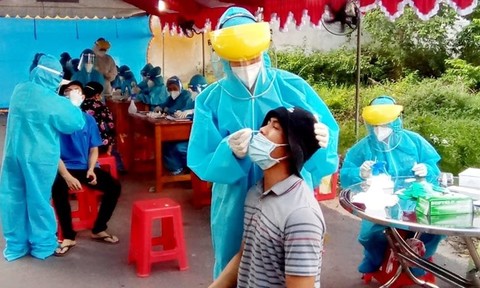 Bình Dương: Phát hiện 841 ca dương tính SARS-CoV-2 ngoài cộng đồng-1
