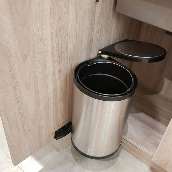 7 sai lầm phổ biến khiến phòng bếp đã nhỏ lại càng nhỏ hơn-4