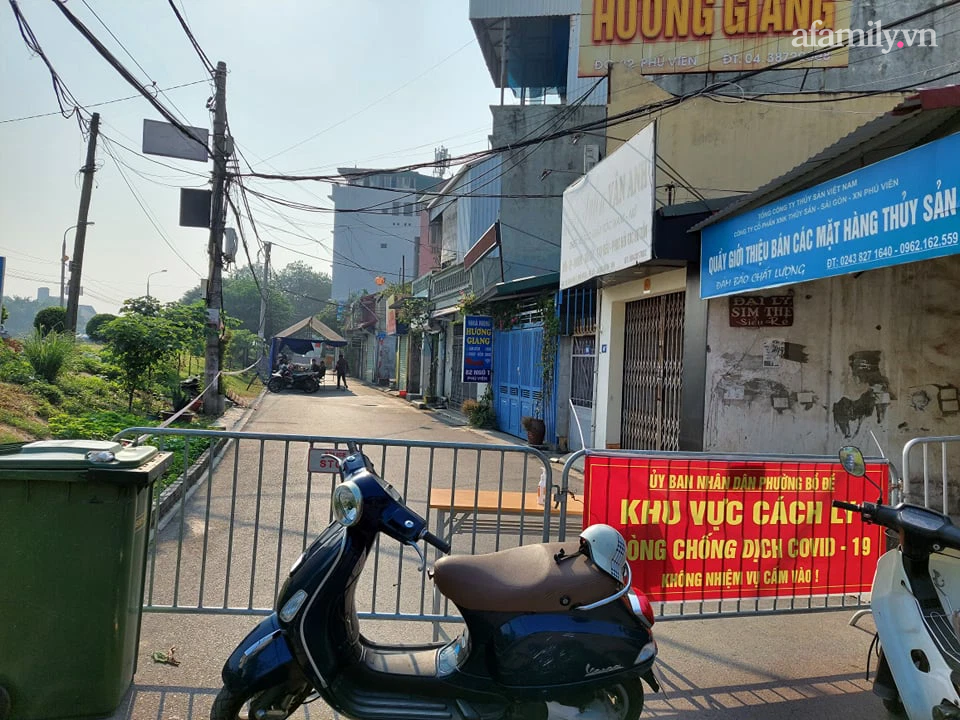 Hà Nội: Phong tỏa tạm thời con ngõ xuất hiện 3 ca mắc COVID-19 cộng đồng ở Long Biên-1