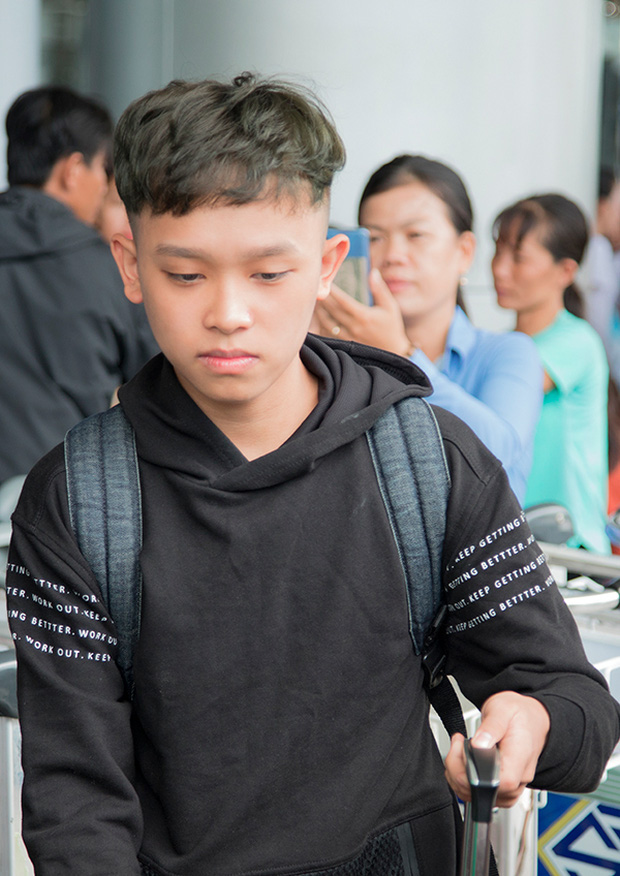 Sau ồn ào về cát-xê, Hồ Văn Cường chính thức dọn ra ở riêng, đích thân con gái nuôi Phi Nhung xác nhận?-4