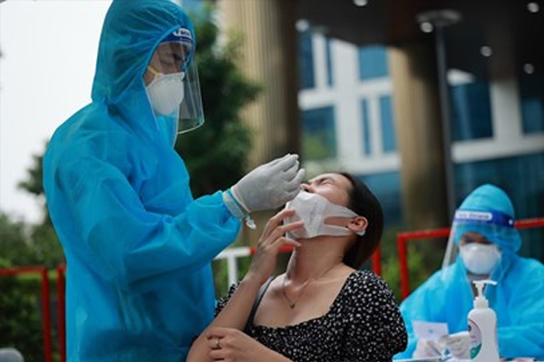 Hà Nội: Phát hiện chuỗi 6 ca nghi nhiễm Covid-19, phường Lĩnh Nam thông báo khẩn-1