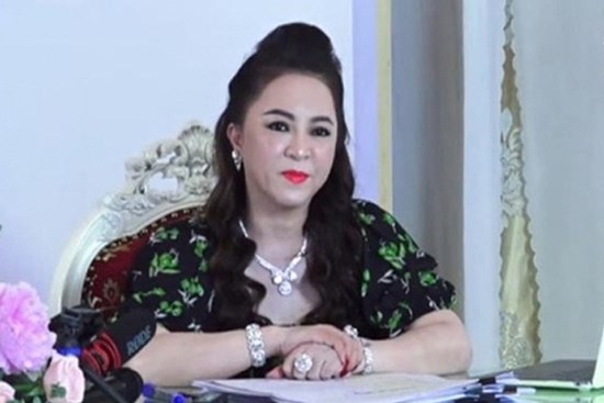 Nhà báo Nguyễn Đức Hiển tố giác bà Nguyễn Phương Hằng
