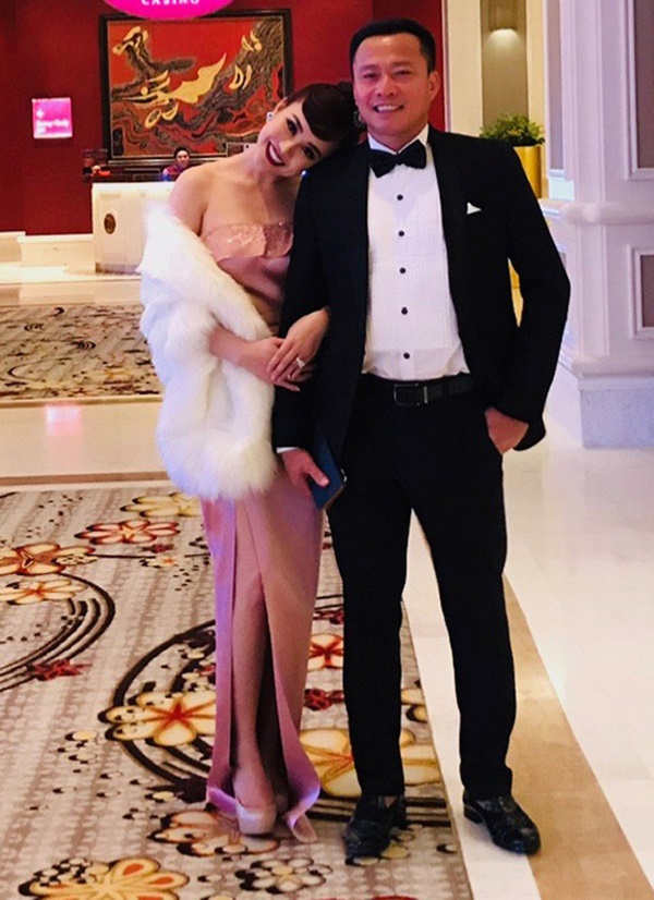 Đúng như đã hẹn, Vy Oanh lên tiếng đáp trả bà Phương Hằng, lần đầu hé lộ profile khủng của ông xã, hoá ra là cái đồ có nổi 1000 tỷ-4