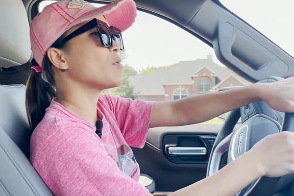 Hạnh phúc viên mãn của Hồng Ngọc và ông xã Thomas bên trời Tây-5