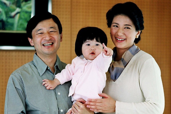 Áp lực đè nặng 3 thế hệ phụ nữ Hoàng gia Nhật Bản-4