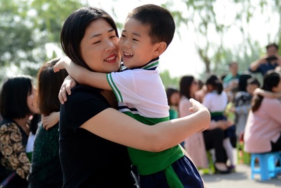 Vì sao con trai lớn tránh mẹ nhưng con gái lớn không nên tránh cha? Những lý do dưới đây là điều phụ huynh nên lưu ý!