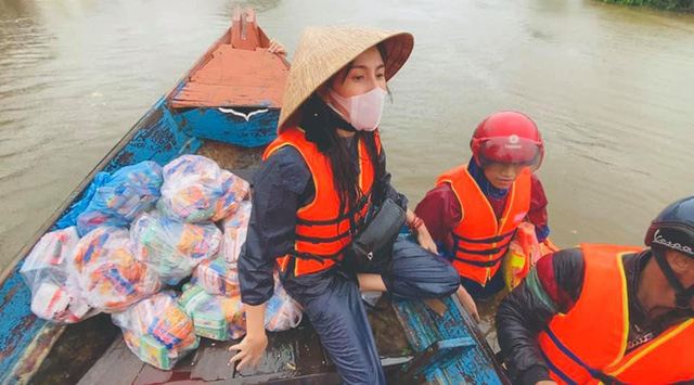 Nghệ sĩ Việt bất động trước tình hình bão lũ miền Trung, lý do dịch bệnh hay nỗi sợ bị đại gia Phương Hằng réo tên?-2