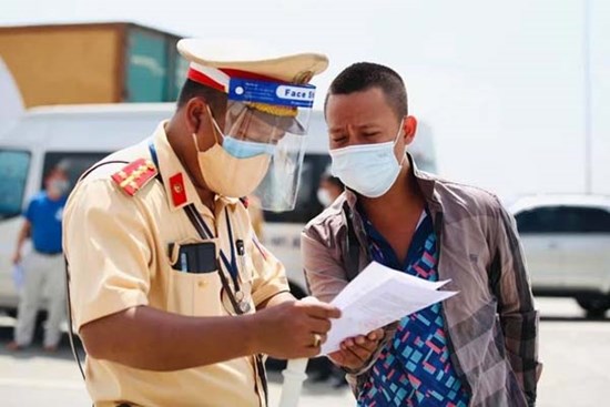 Đã tiêm đủ 2 mũi vaccine COVID-19 từ tỉnh ngoài vào Hà Nội không phải xuất trình giấy xét nghiệm