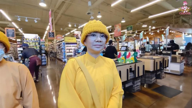 Hoa hậu Vbiz từng là tay chơi đồ hiệu và sống chanh sả bất ngờ xuất gia, cuộc sống 6 năm qua thay đổi ra sao?-10