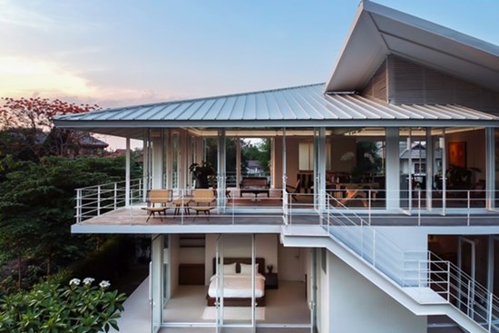 Biệt thự 340 m2 gần như không có tường