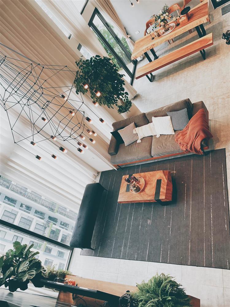 Penhouse 3 tầng phong cách châu Âu, có khu vườn chân mây của bà mẹ Hà thành-14