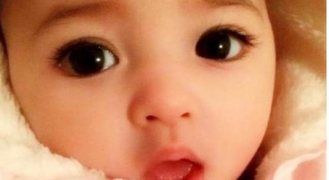 Nhìn vào mắt có thể nhận biết 1 đứa trẻ thiên tài, nếu bé có 1 trong 3 đặc điểm này thì xin chúc mừng gia đình bạn-1