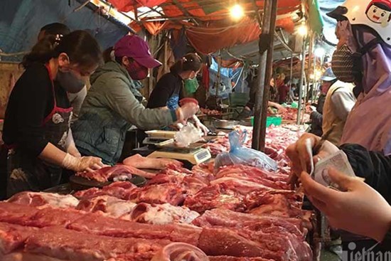 Đón cú 'sốc' giá xăng, nhất loạt tin rằng mai kia hàng hóa đồng loạt tăng giá