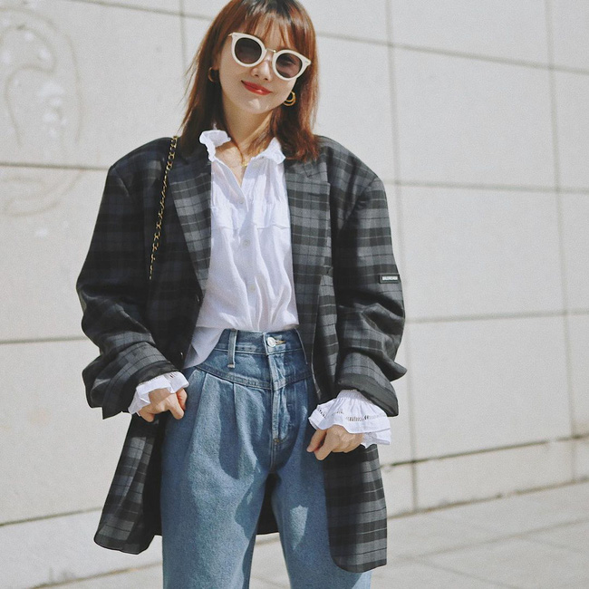 Blazer + quần jeans có đến 12 cách diện để style của nàng công sở không ngày nào trùng ngày nào-10