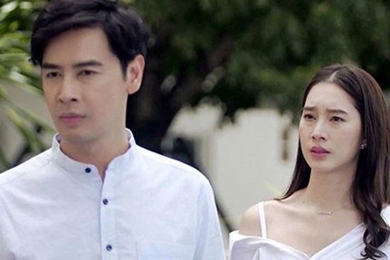 Phát hiện vợ nhắn tin xưng 