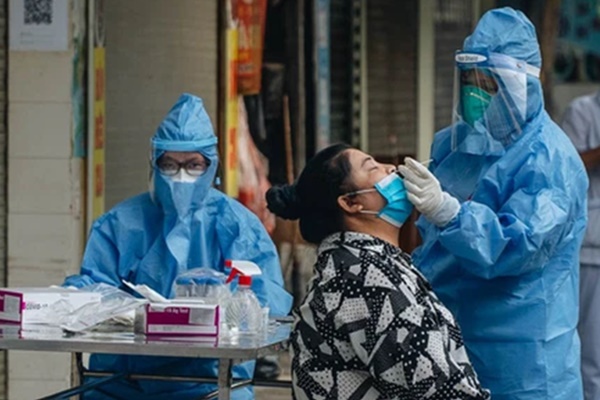 NÓNG: Từ 28/10, hàng quán ăn uống ở TP.HCM được phục vụ tại chỗ-2