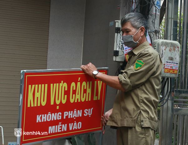 Ảnh: Phong toả Toà án huyện và nhiều địa điểm ở Hà Nội sau ca mắc Covid-19-6