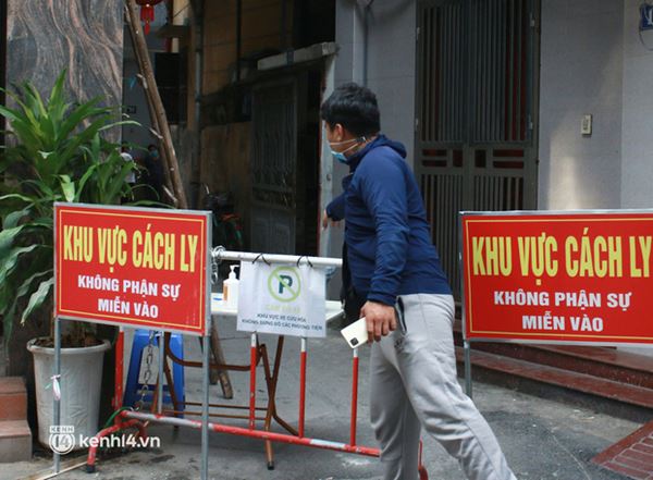 Ảnh: Phong toả Toà án huyện và nhiều địa điểm ở Hà Nội sau ca mắc Covid-19-9