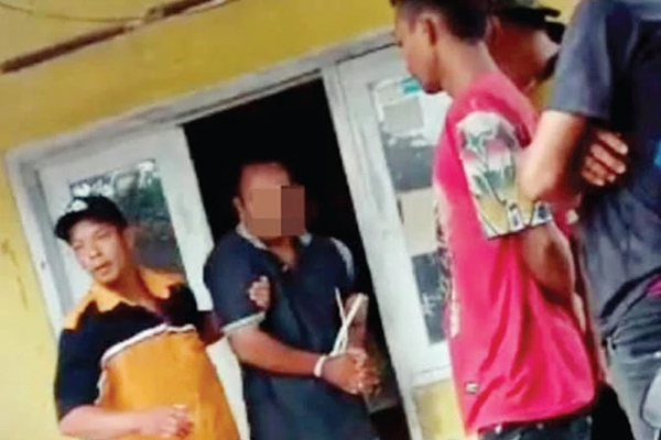 Con gái 6 tuổi bảo đi chơi cùng bạn, mẹ chết điếng nhận xác không toàn vẹn của con cùng sự thật phũ phàng-8